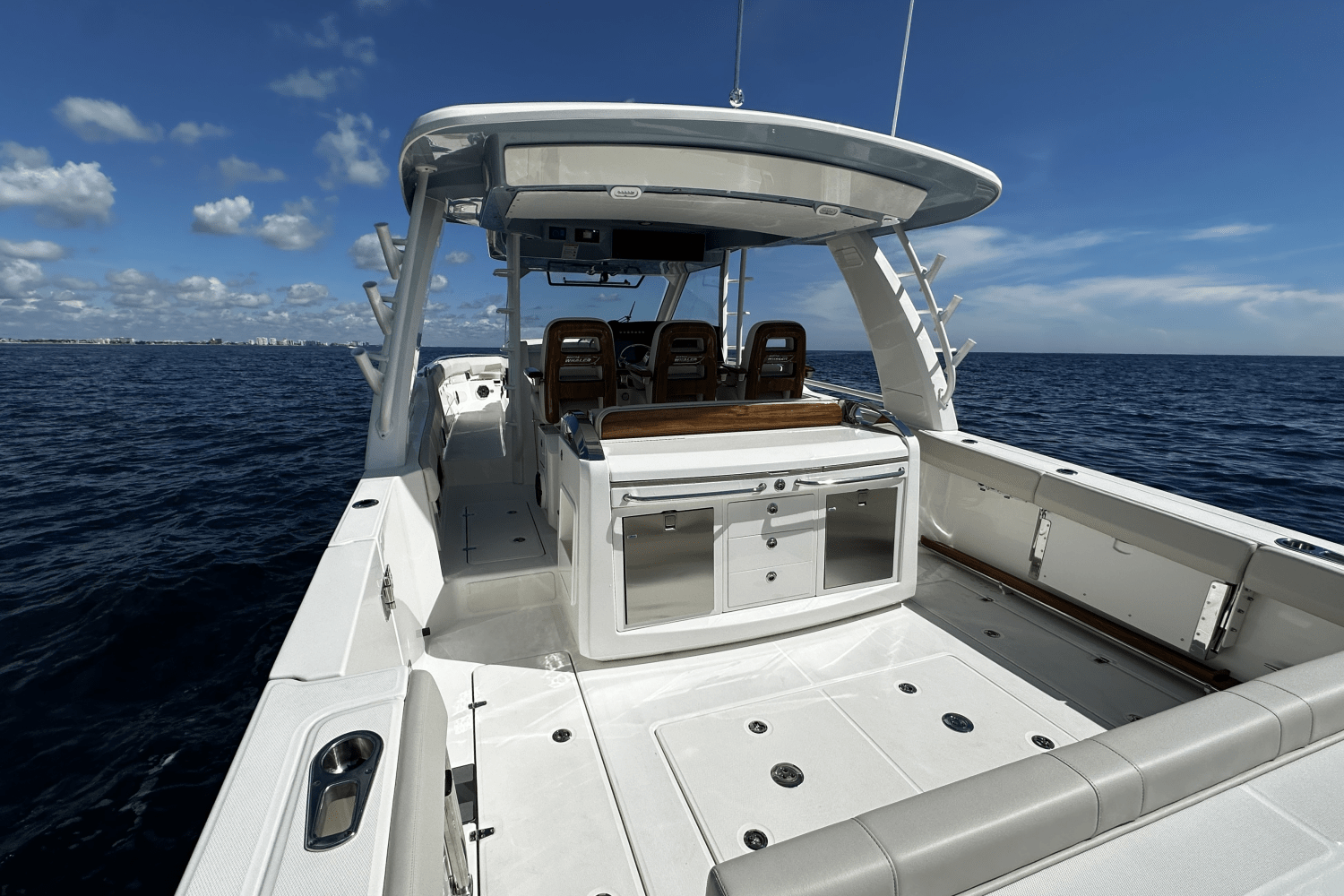 2026 Boston Whaler 420 Outrage Image Thumbnail #14