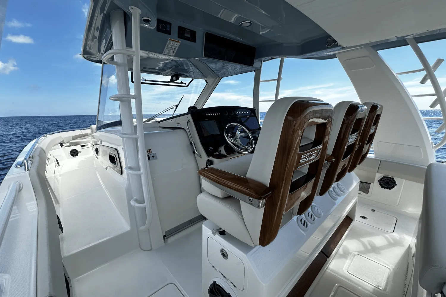 2026 Boston Whaler 420 Outrage Image Thumbnail #27