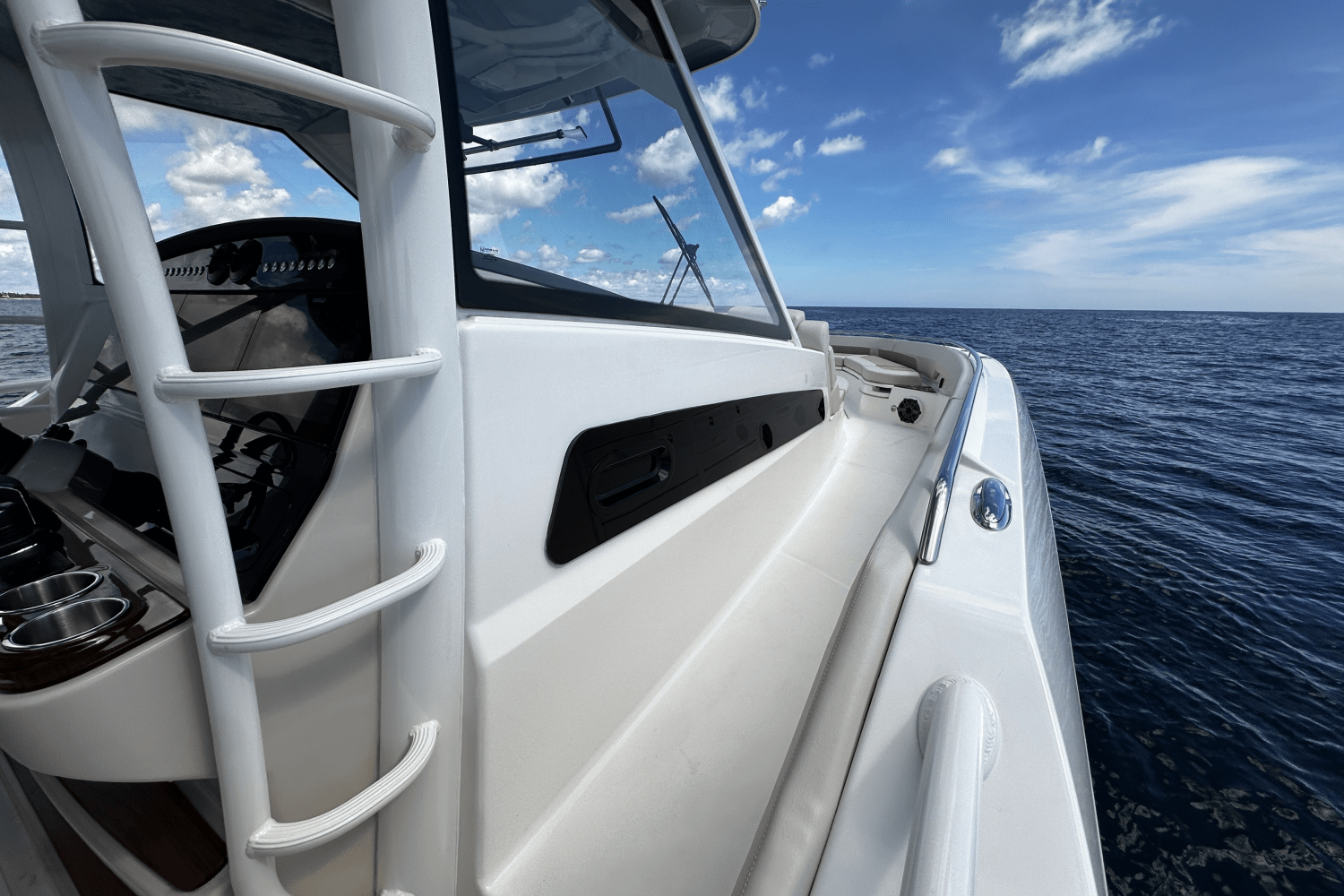 2026 Boston Whaler 420 Outrage Image Thumbnail #31