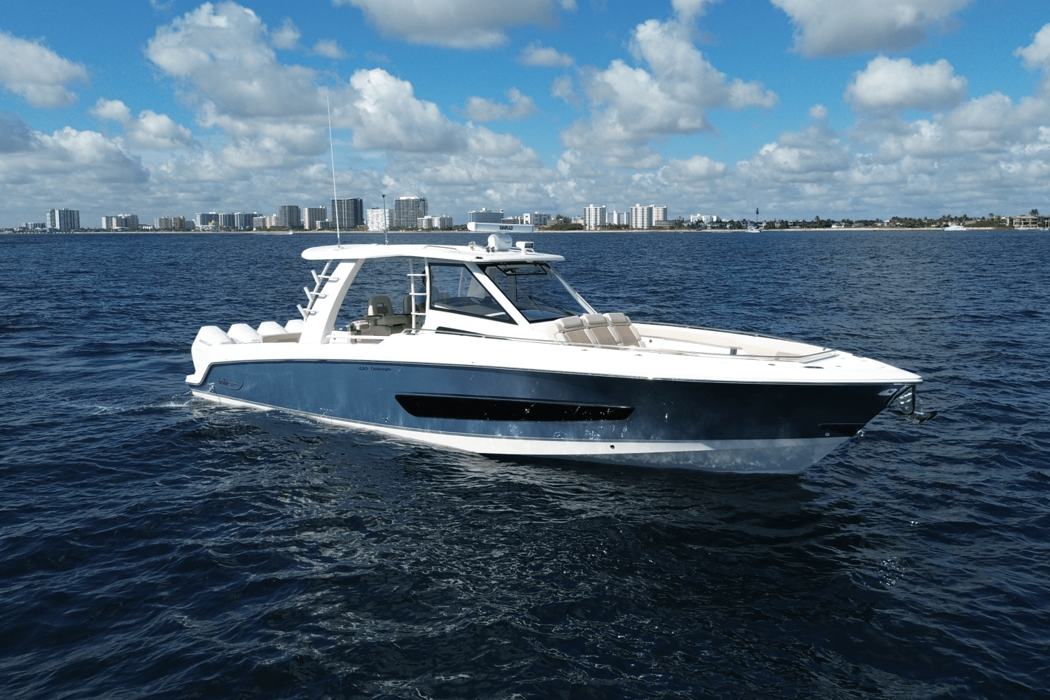 2026 Boston Whaler 420 Outrage Image Thumbnail #12