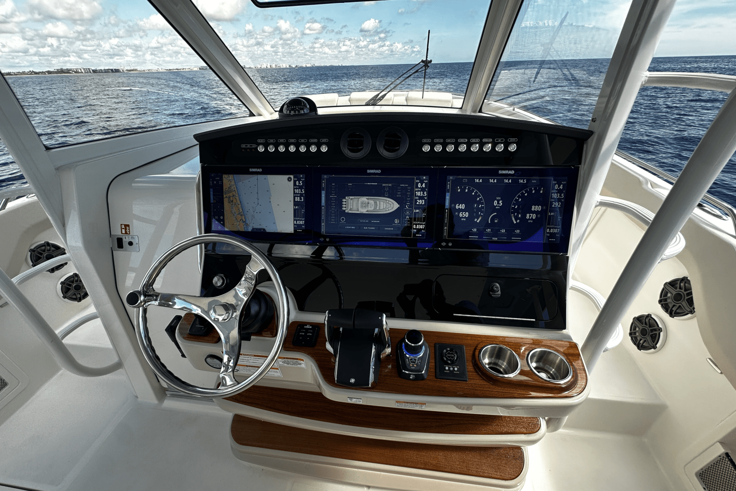 2026 Boston Whaler 420 Outrage Image Thumbnail #29