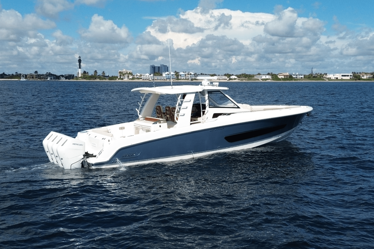 2026 Boston Whaler 420 Outrage Image Thumbnail #7