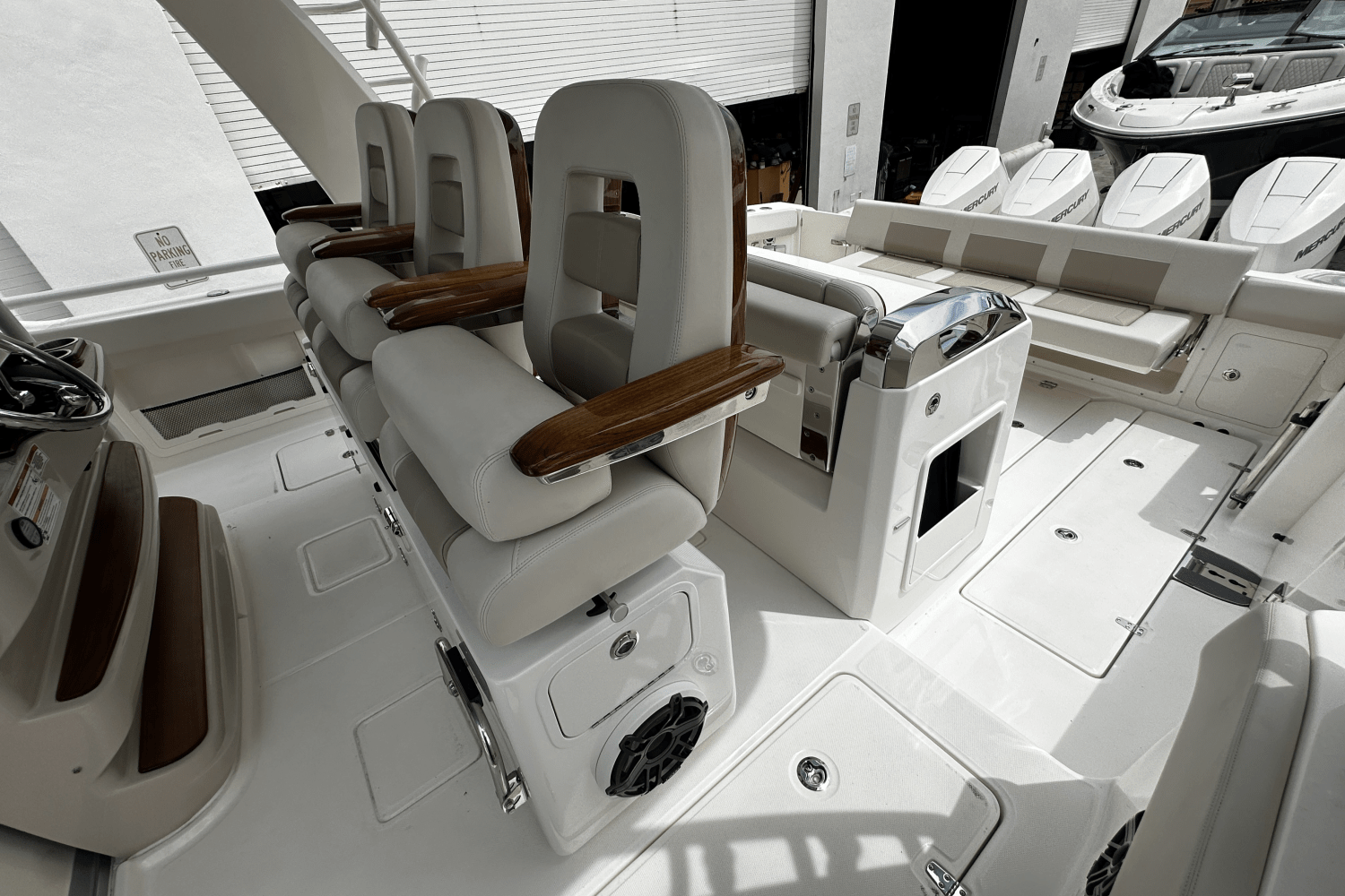 2026 Boston Whaler 420 Outrage Image Thumbnail #14