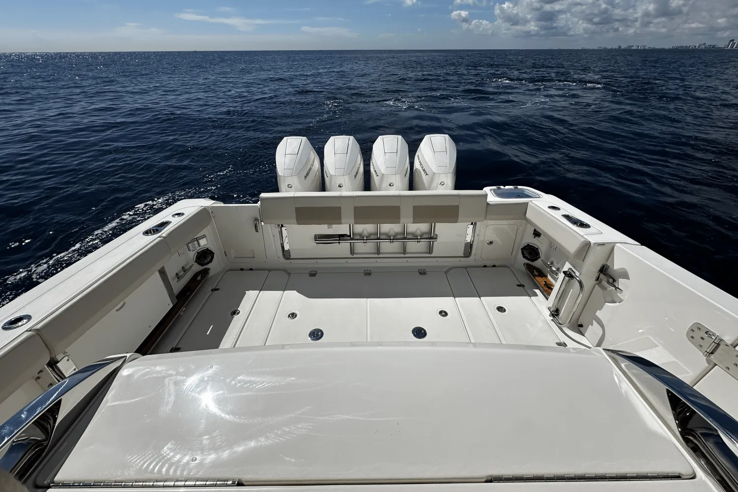 2026 Boston Whaler 420 Outrage Image Thumbnail #17