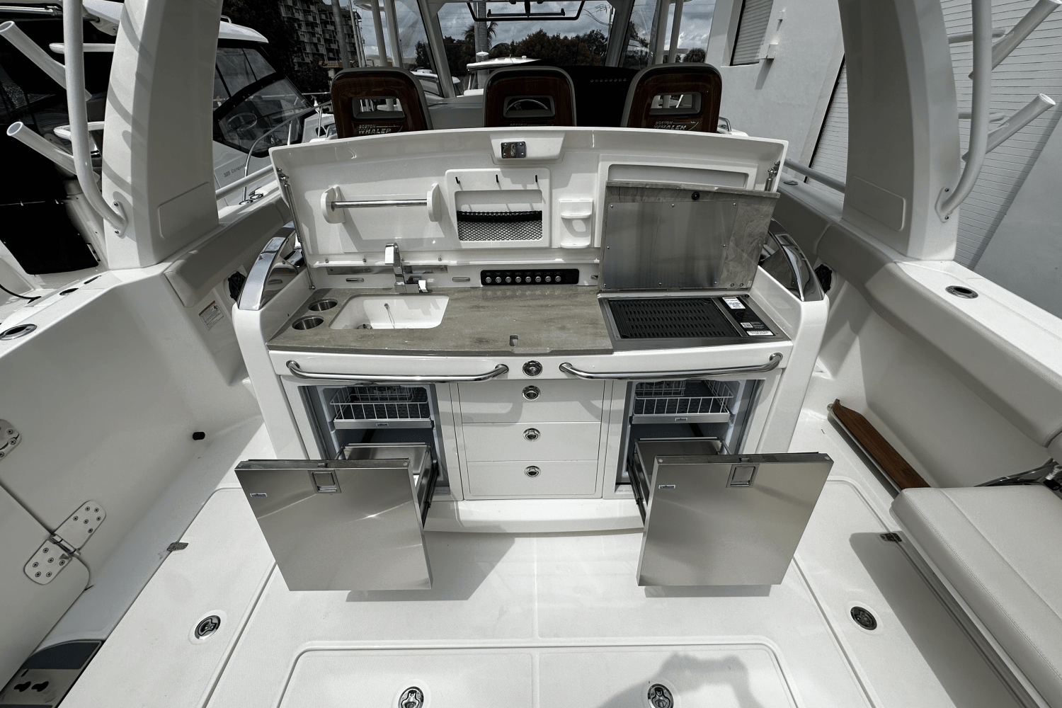2026 Boston Whaler 420 Outrage Image Thumbnail #13