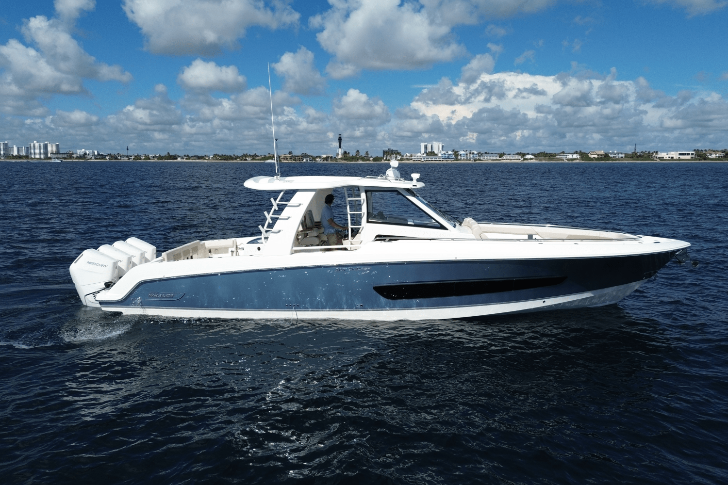2026 Boston Whaler 420 Outrage Image Thumbnail #8