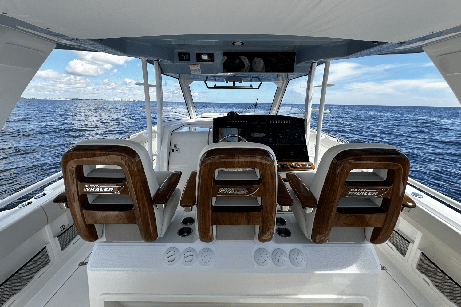 2026 Boston Whaler 420 Outrage Image Thumbnail #25
