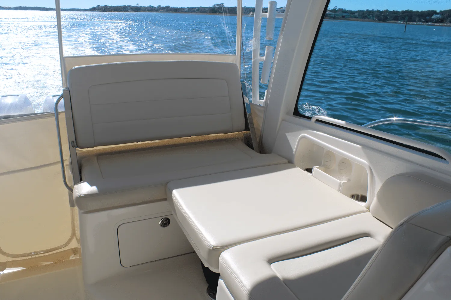 2020 Boston Whaler 345 CONQUEST Image Thumbnail #30