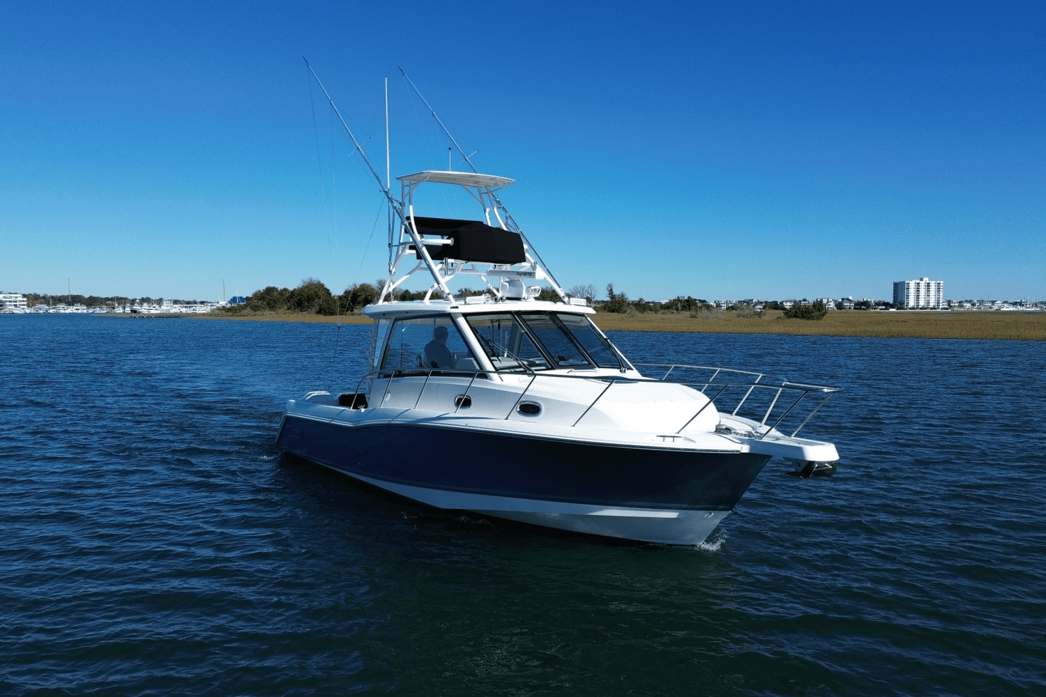 2020 Boston Whaler 345 CONQUEST Image Thumbnail #4