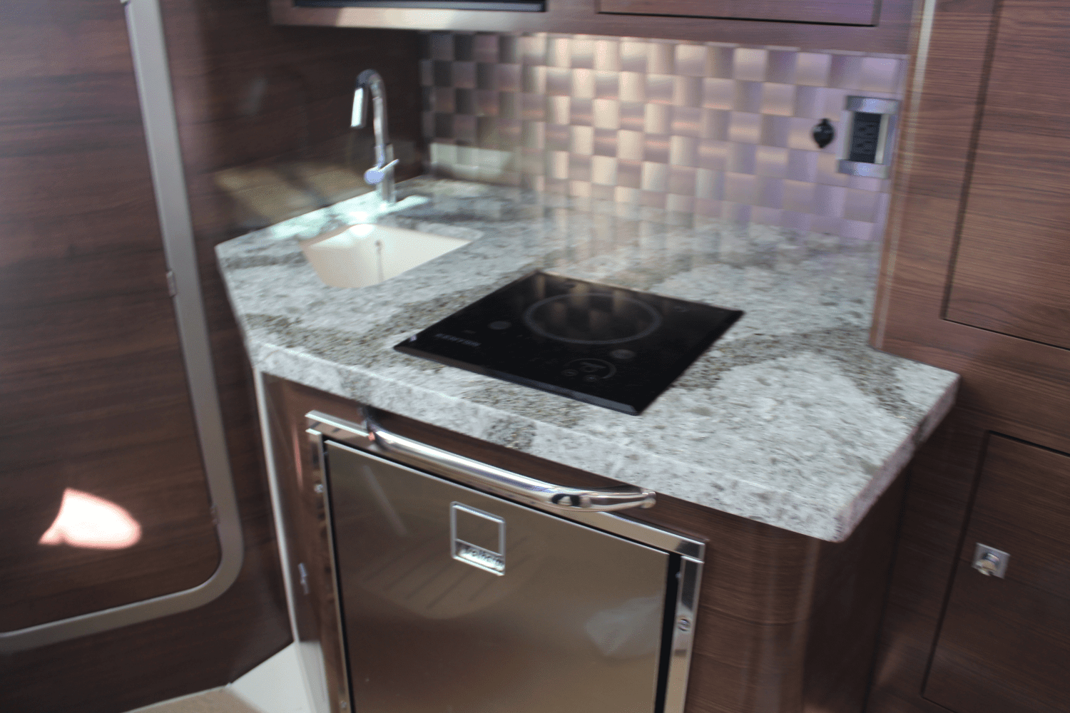 2020 Boston Whaler 345 CONQUEST Image Thumbnail #45