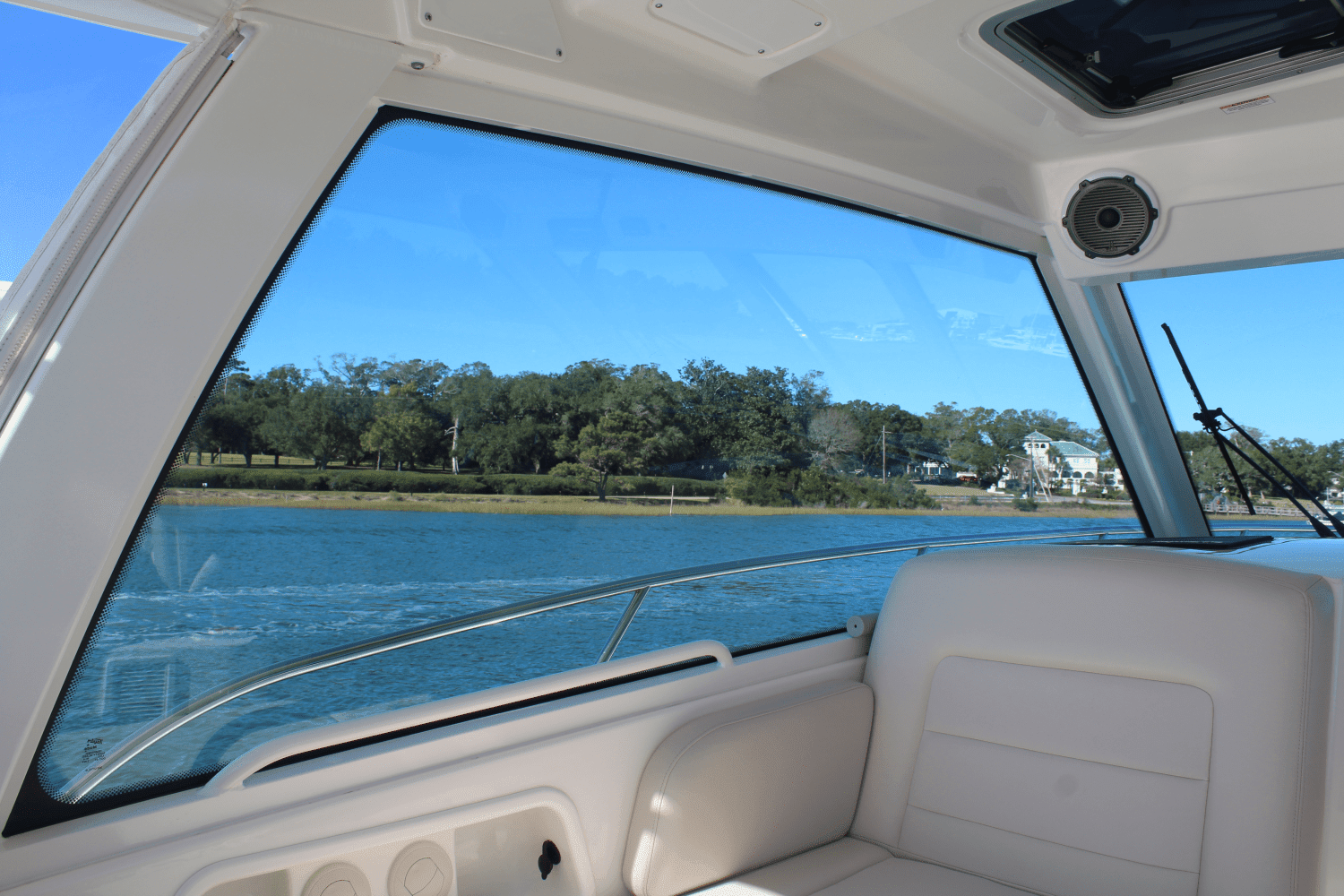 2020 Boston Whaler 345 CONQUEST Image Thumbnail #41
