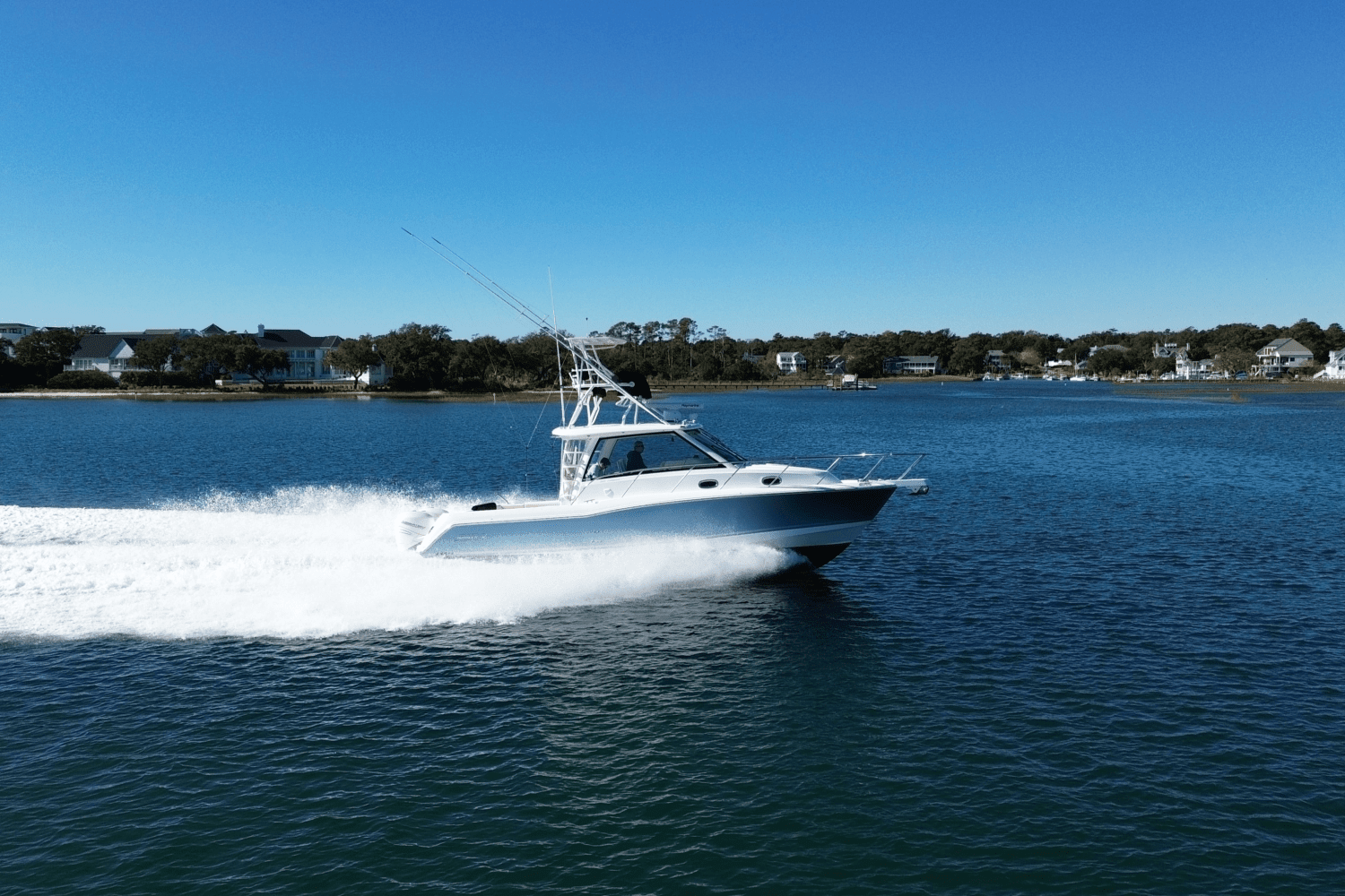 2020 Boston Whaler 345 CONQUEST Image Thumbnail #1