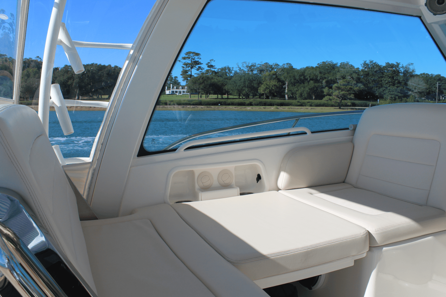 2020 Boston Whaler 345 CONQUEST Image Thumbnail #33