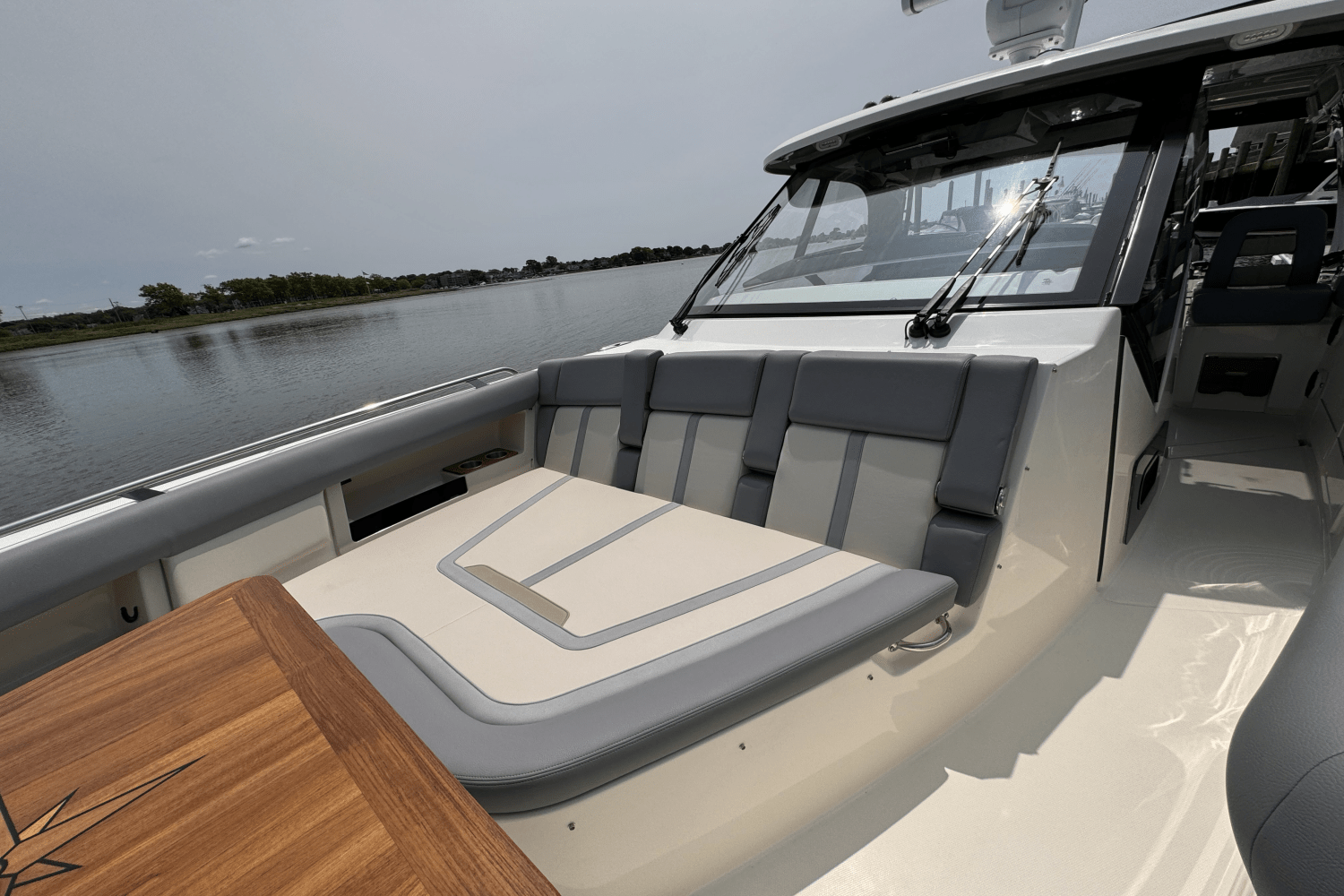 2025 Boston Whaler 380 Realm Image Thumbnail #69