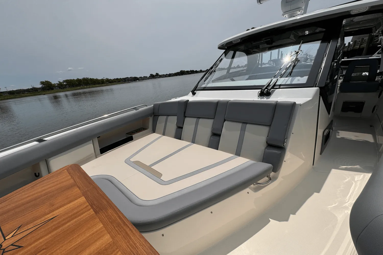 2025 Boston Whaler 380 Realm Image Thumbnail #69