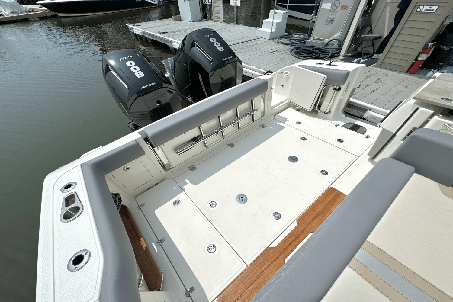 2025 Boston Whaler 380 Realm Image Thumbnail #21