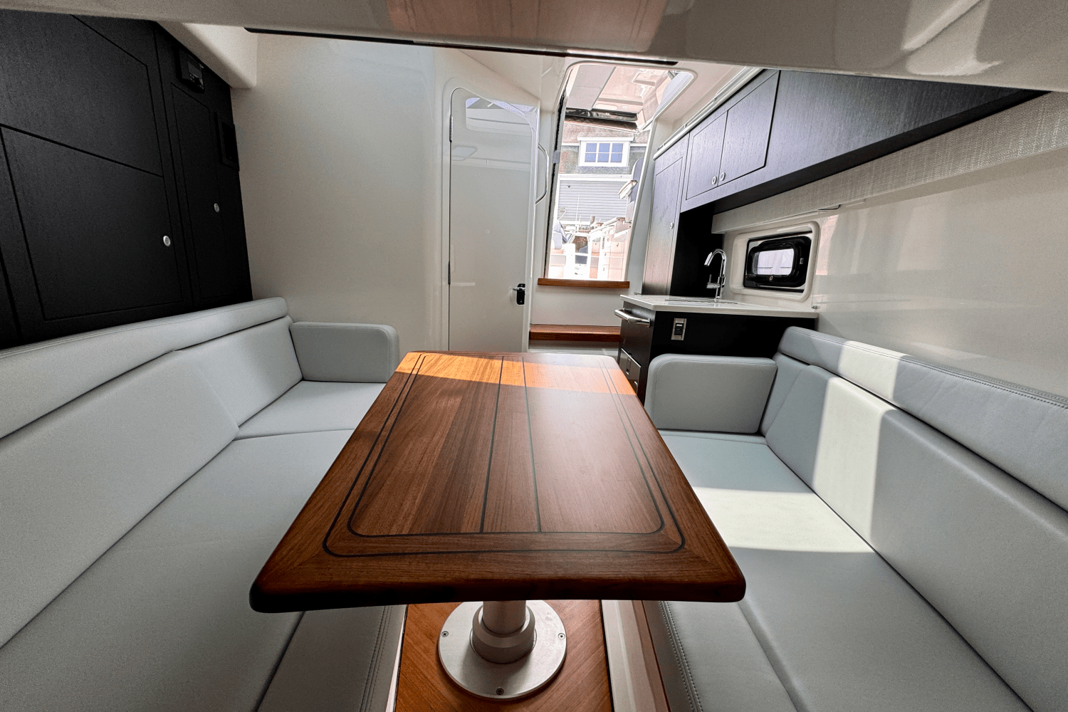 2025 Boston Whaler 380 Realm Image Thumbnail #57