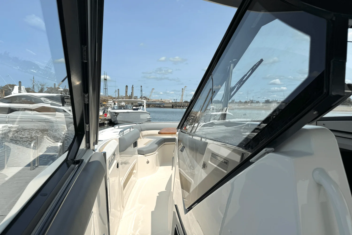 2025 Boston Whaler 380 Realm Image Thumbnail #60