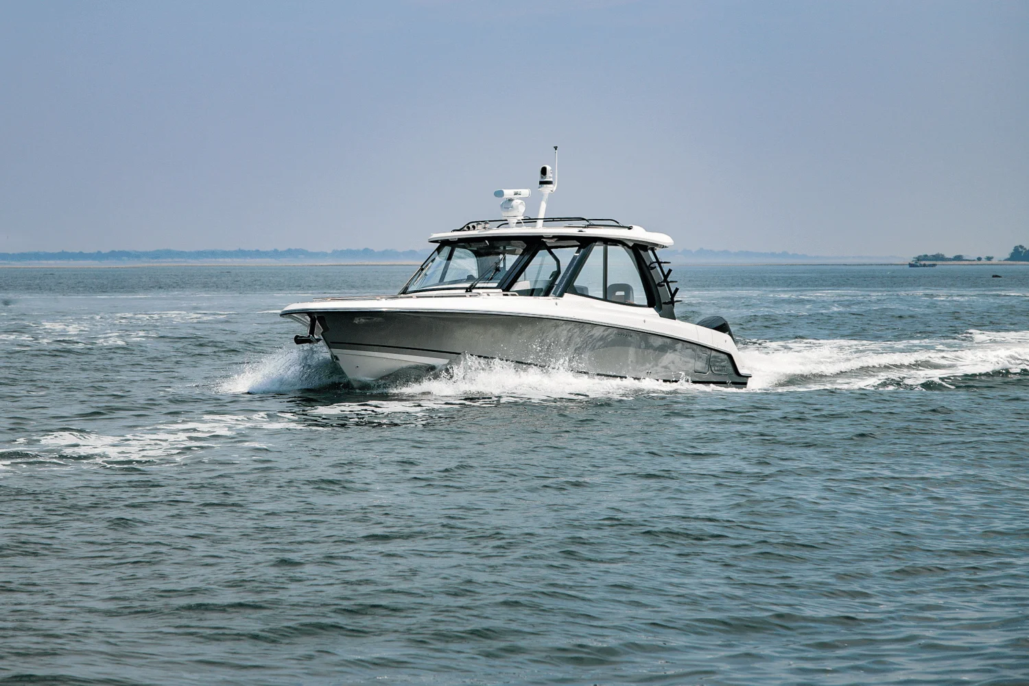 2025 Boston Whaler 380 Realm Image Thumbnail #3