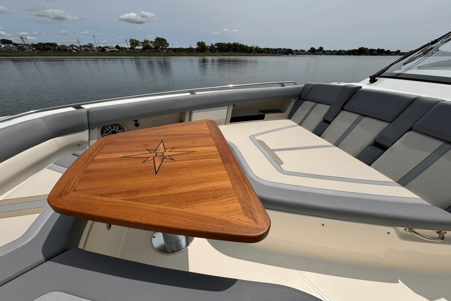 2025 Boston Whaler 380 Realm Image Thumbnail #64