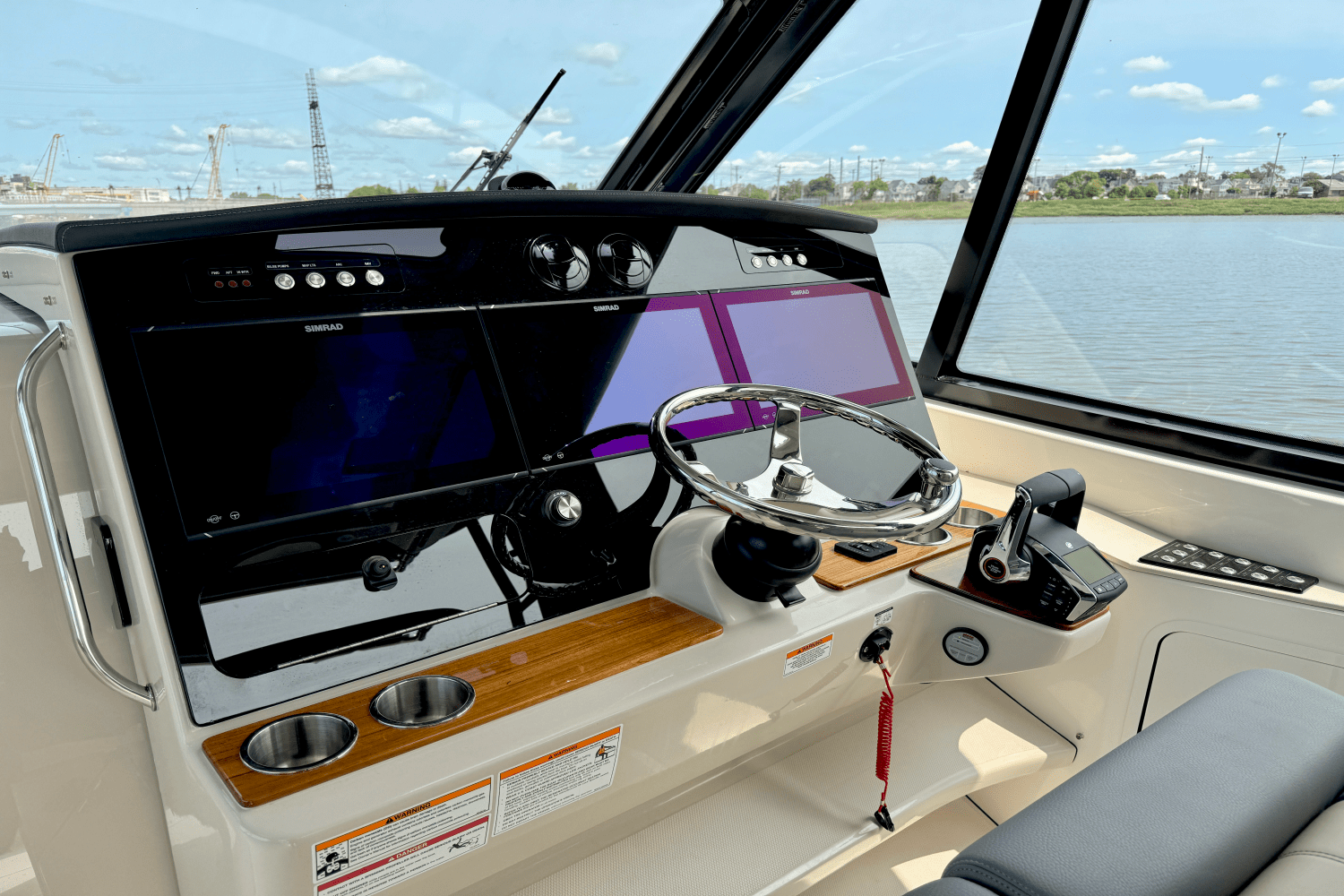 2025 Boston Whaler 380 Realm Image Thumbnail #47