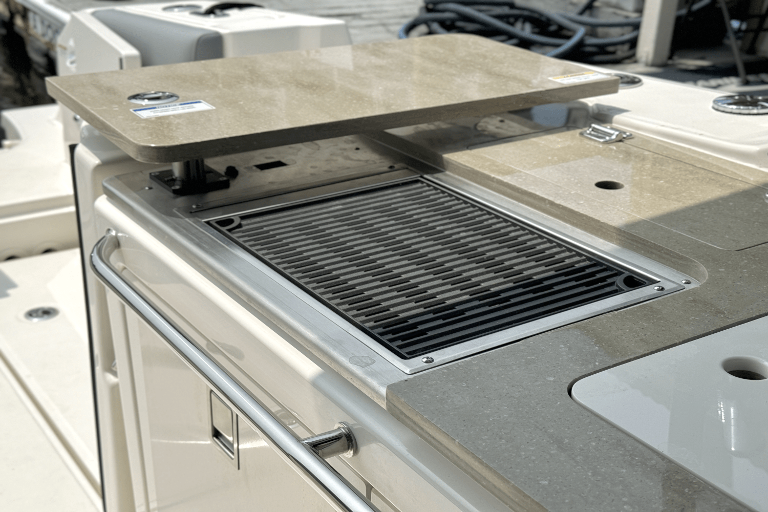 2025 Boston Whaler 380 Realm Image Thumbnail #35