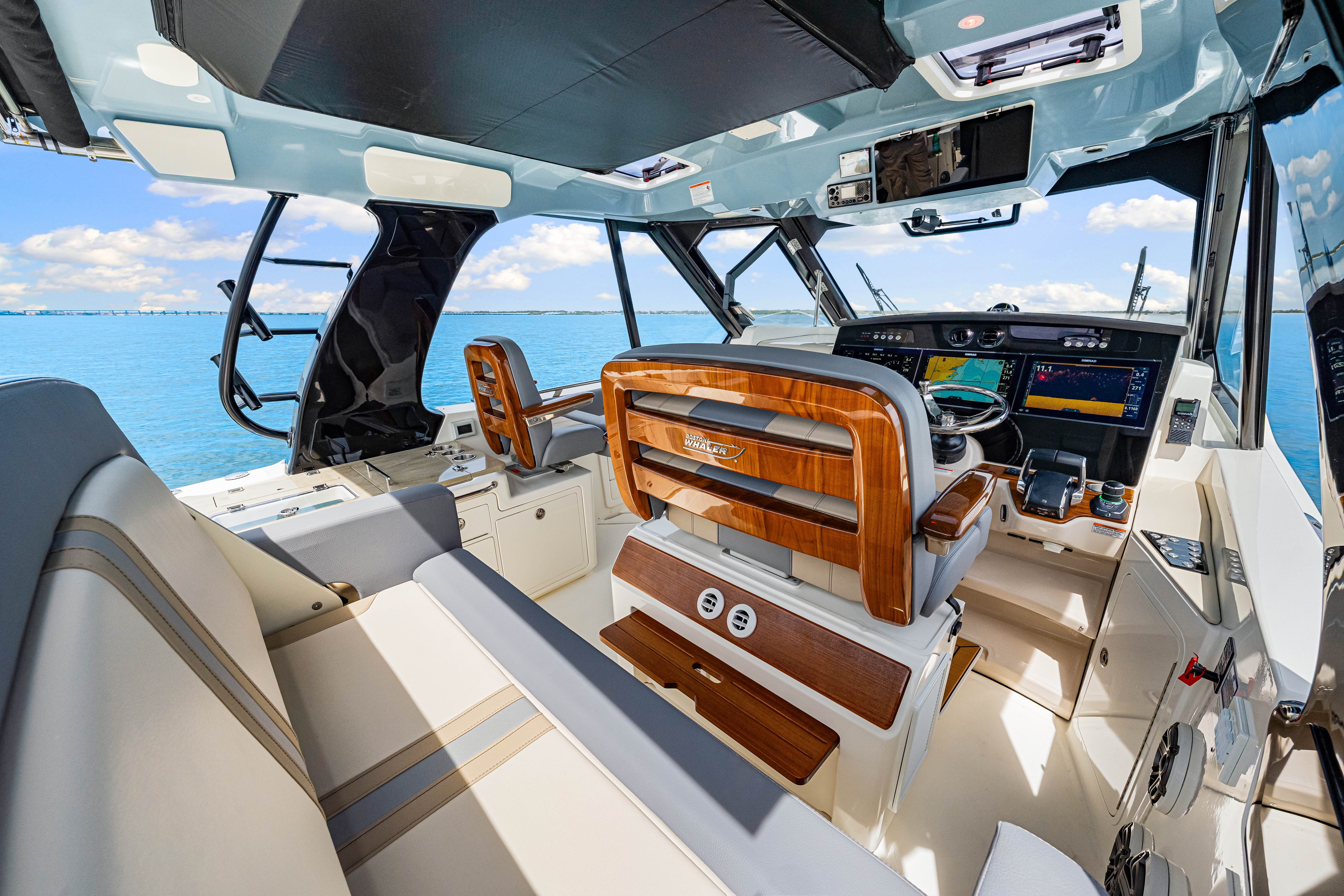2025 Boston Whaler 380 Realm Image Thumbnail #31