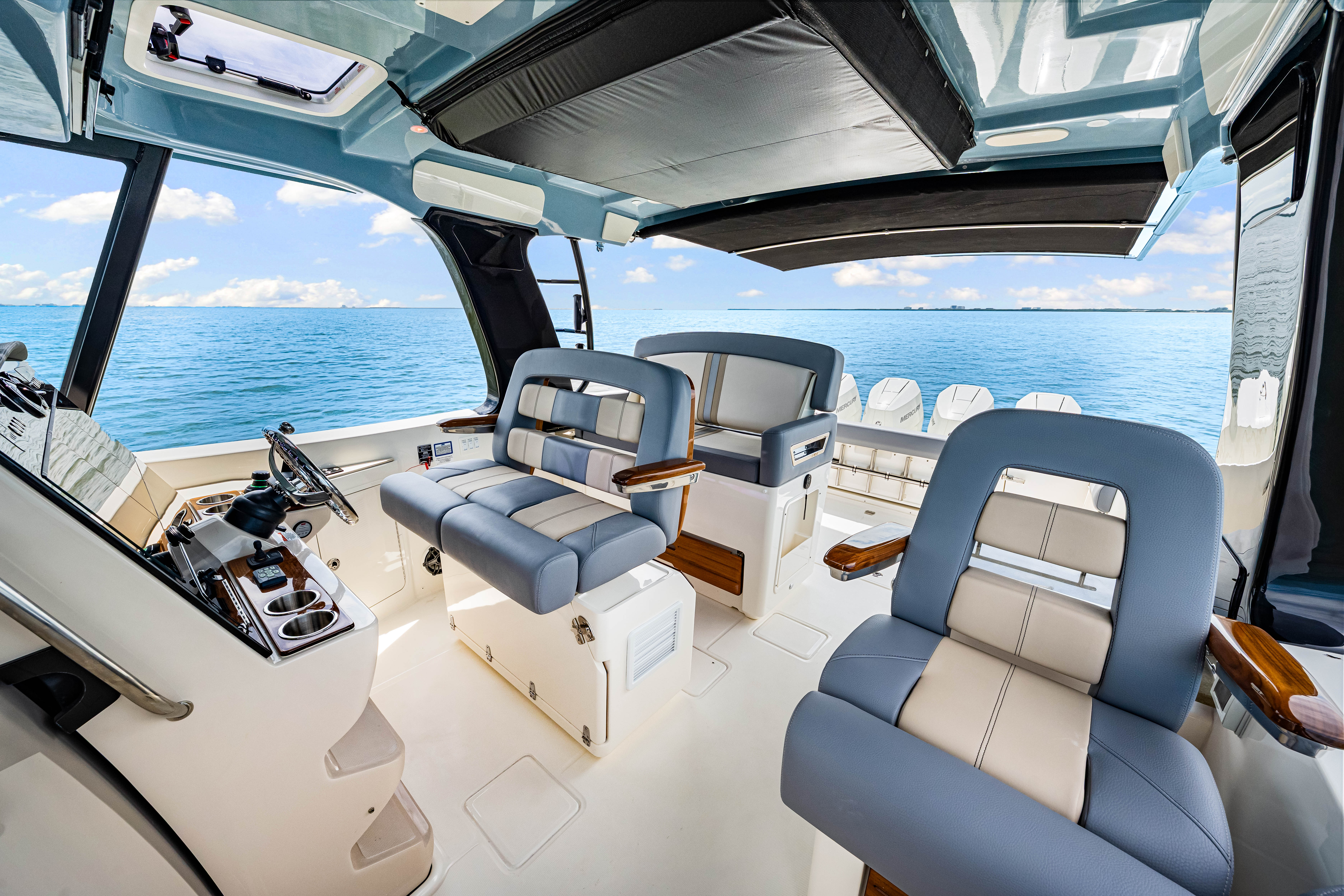 2025 Boston Whaler 380 Realm Image Thumbnail #26