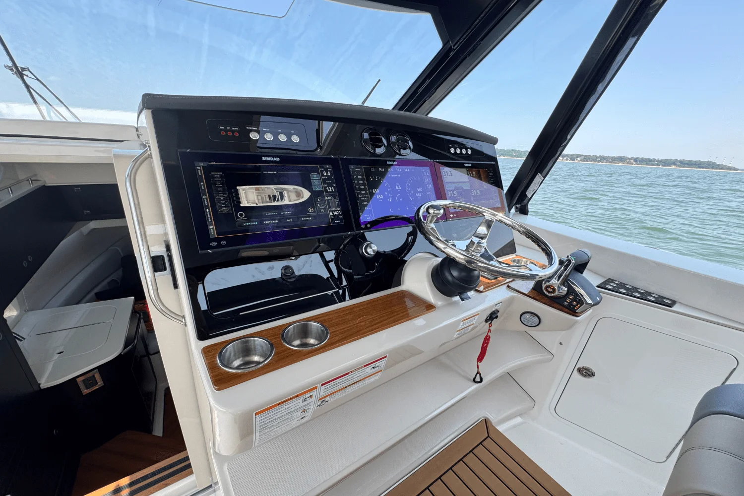 2025 Boston Whaler 380 Realm Image Thumbnail #33