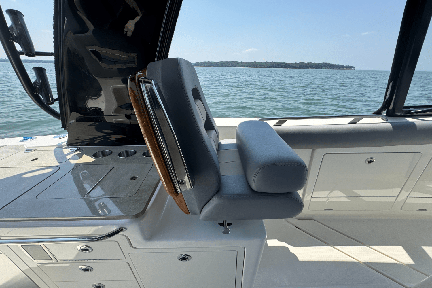 2025 Boston Whaler 380 Realm Image Thumbnail #45