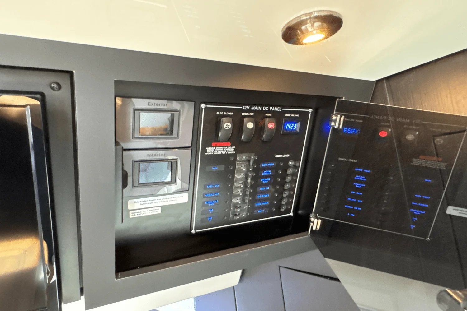 2025 Boston Whaler 380 Realm Image Thumbnail #62