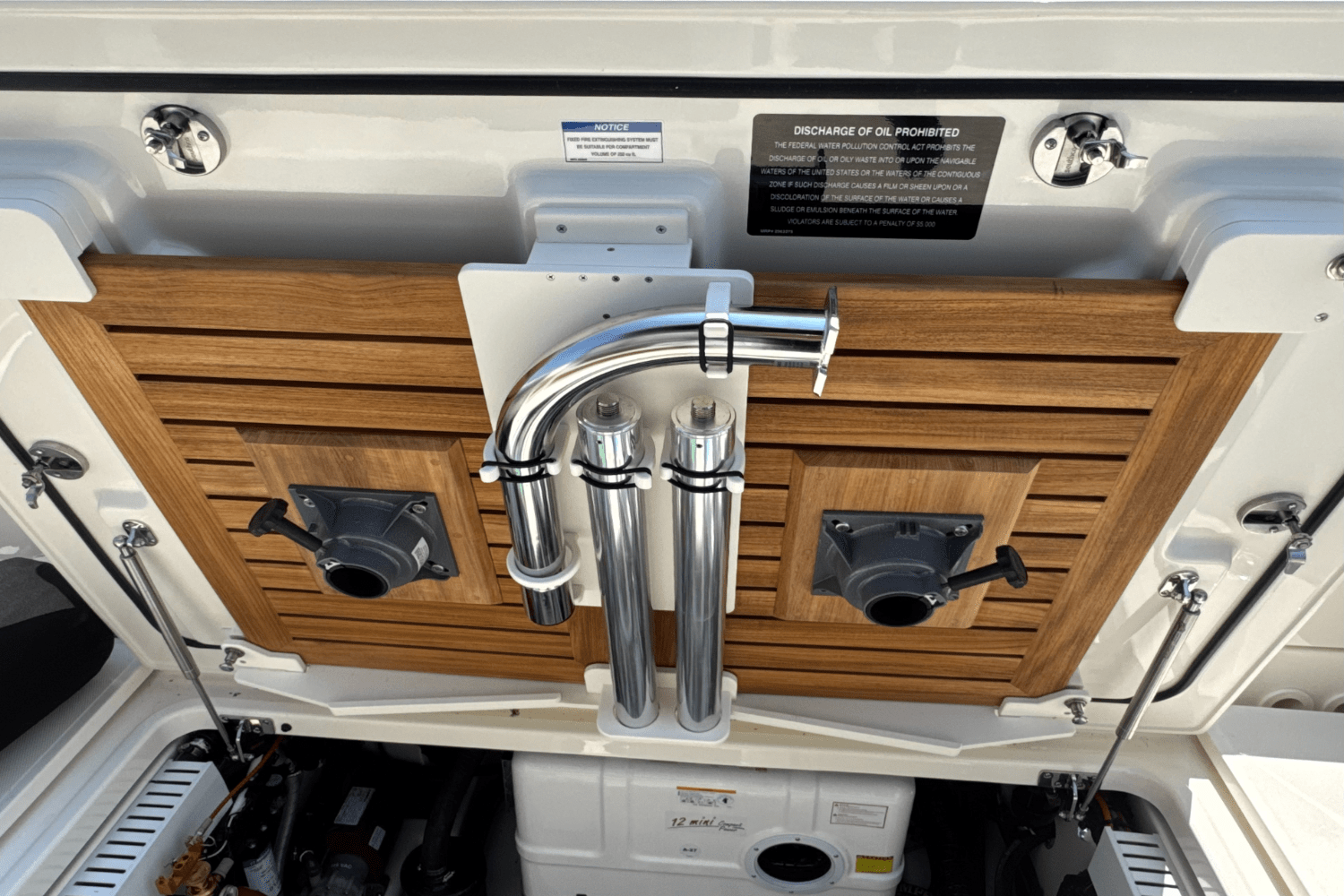 2025 Boston Whaler 380 Realm Image Thumbnail #14