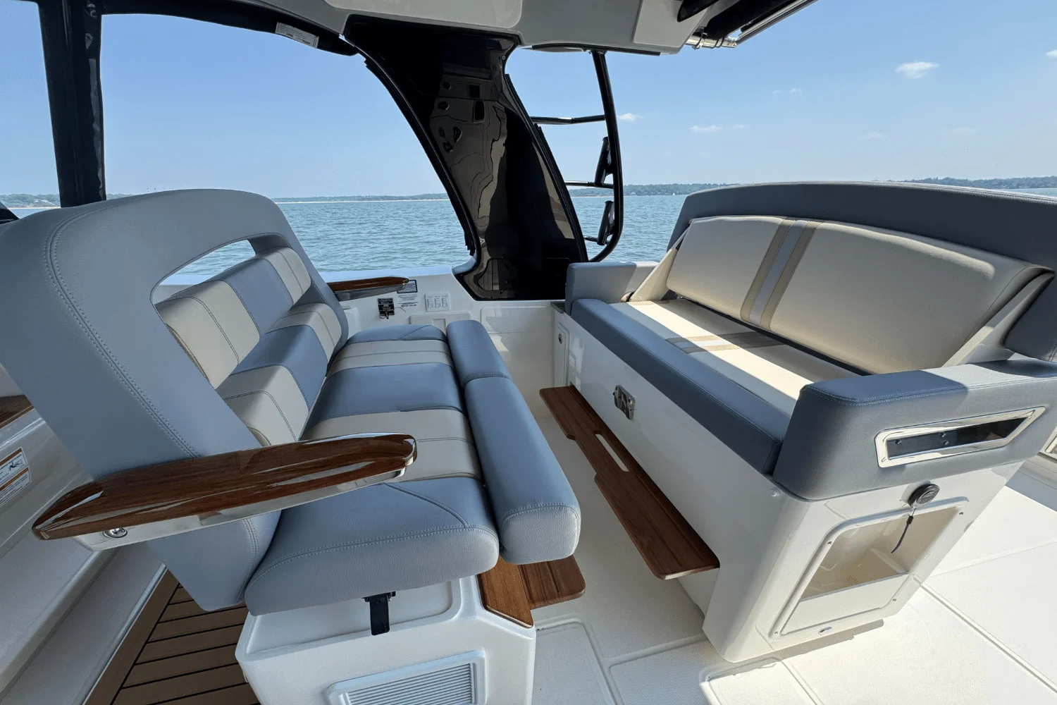 2025 Boston Whaler 380 Realm Image Thumbnail #25