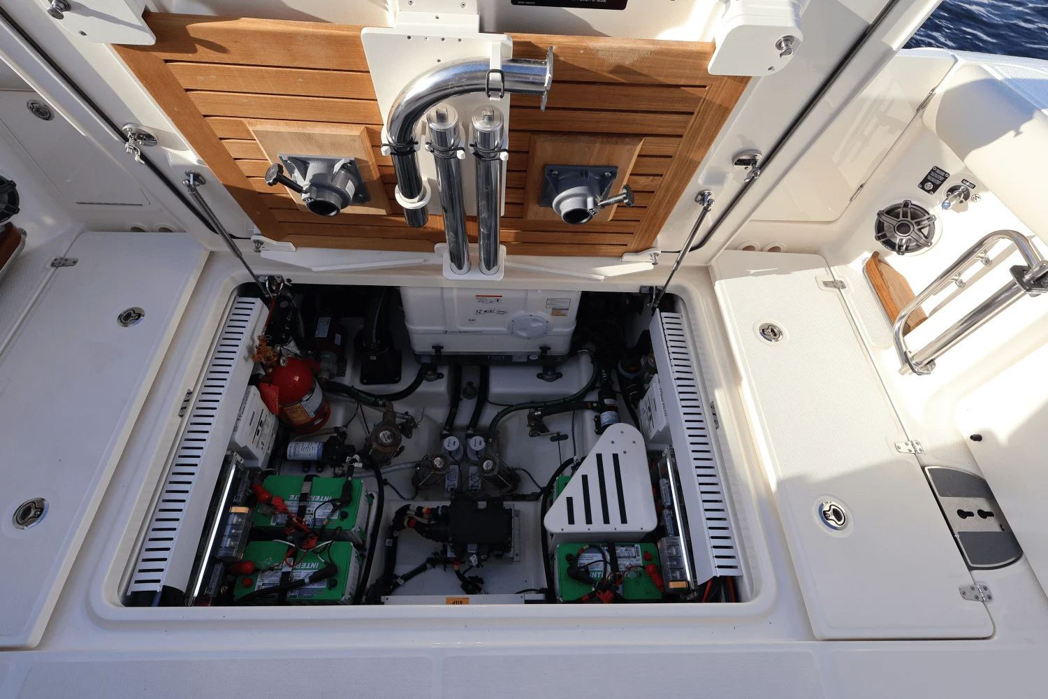 2025 Boston Whaler 380 Realm Image Thumbnail #58