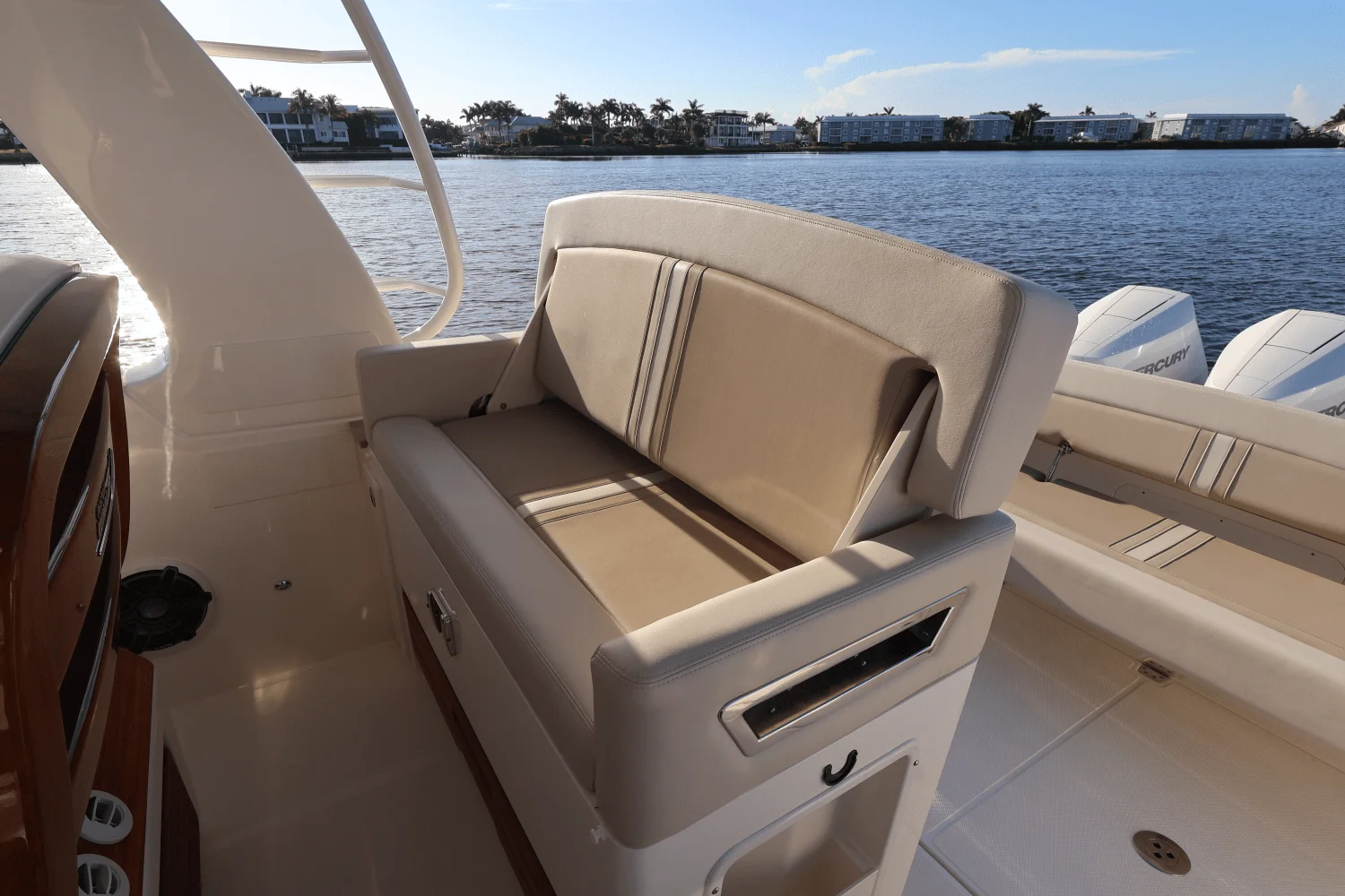 2025 Boston Whaler 380 Realm Image Thumbnail #42
