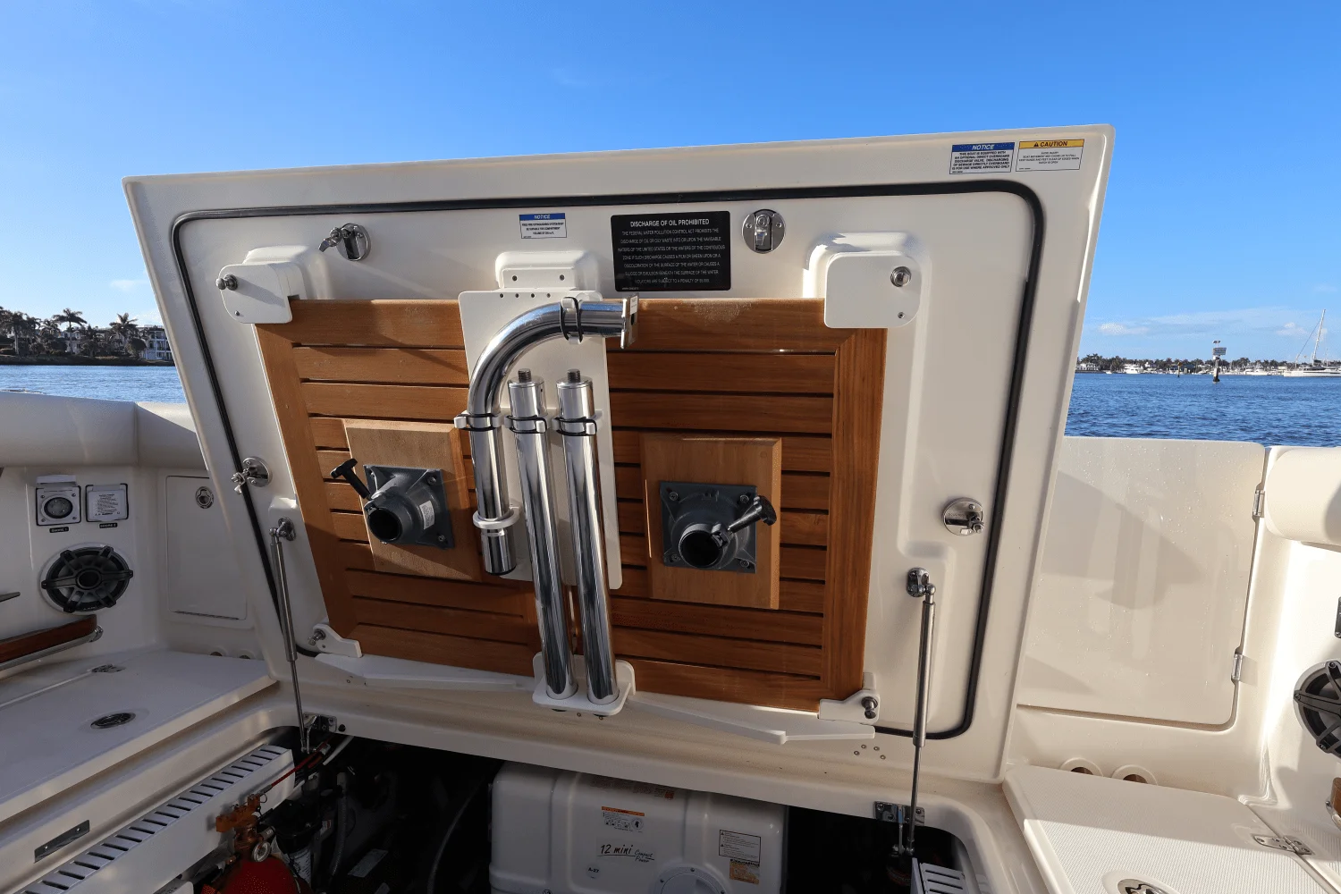 2025 Boston Whaler 380 Realm Image Thumbnail #57