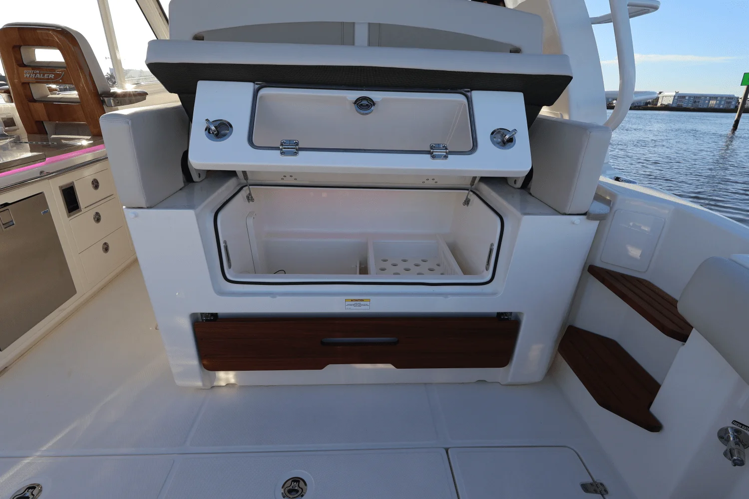 2025 Boston Whaler 380 Realm Image Thumbnail #52