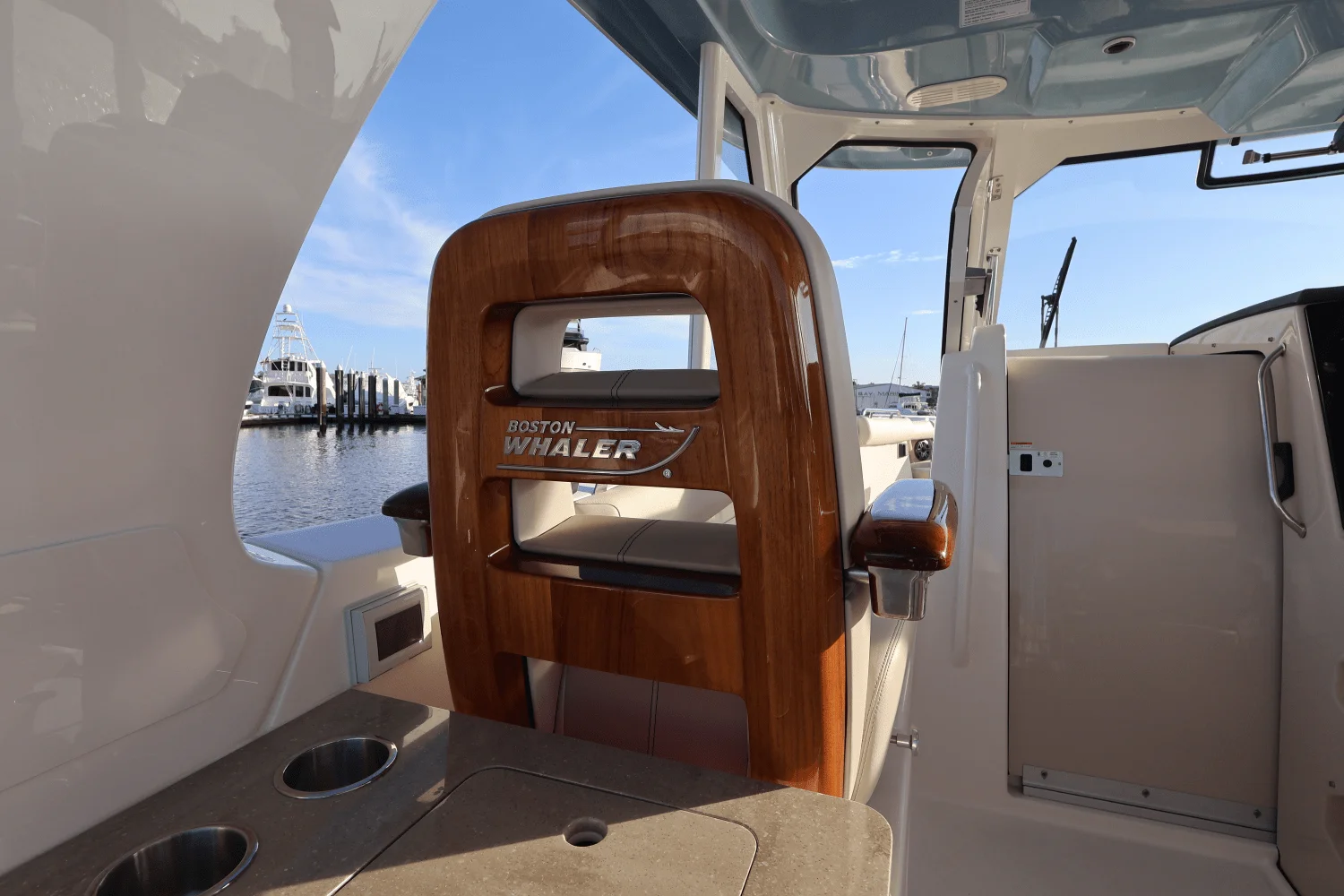 2025 Boston Whaler 380 Realm Image Thumbnail #36