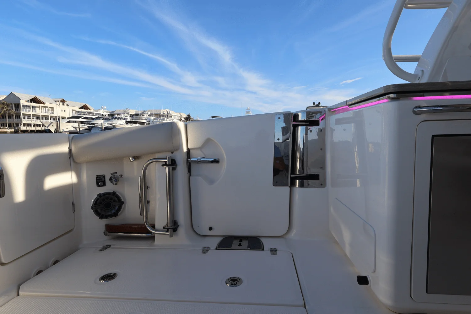 2025 Boston Whaler 380 Realm Image Thumbnail #56