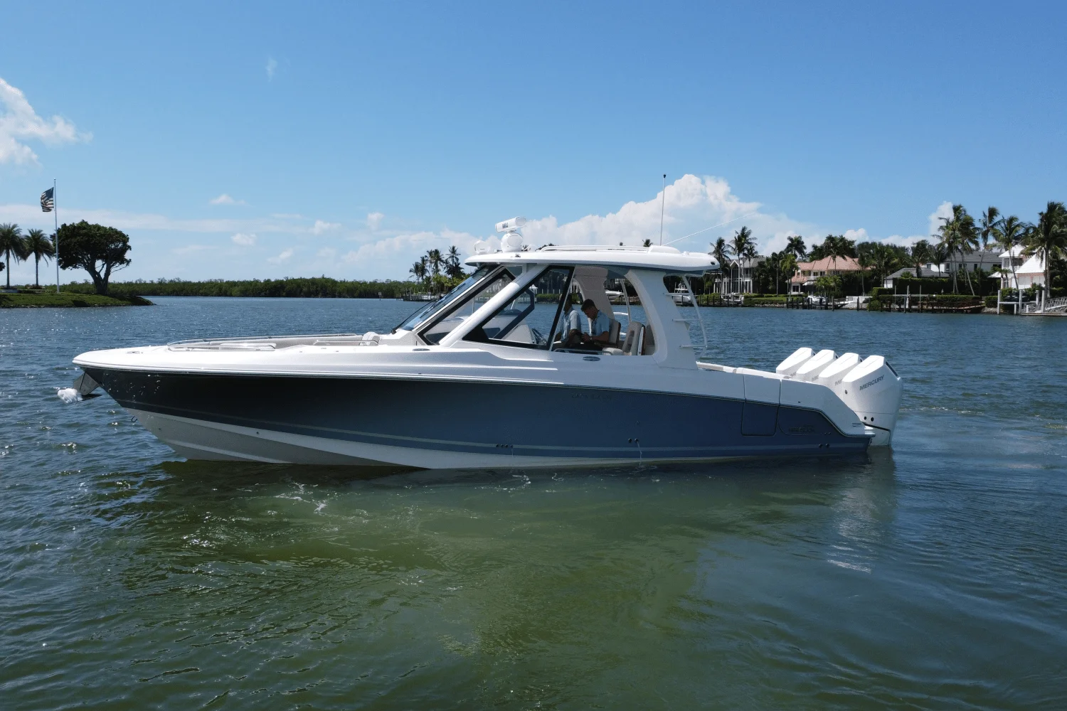 2025 Boston Whaler 380 Realm Image Thumbnail #5