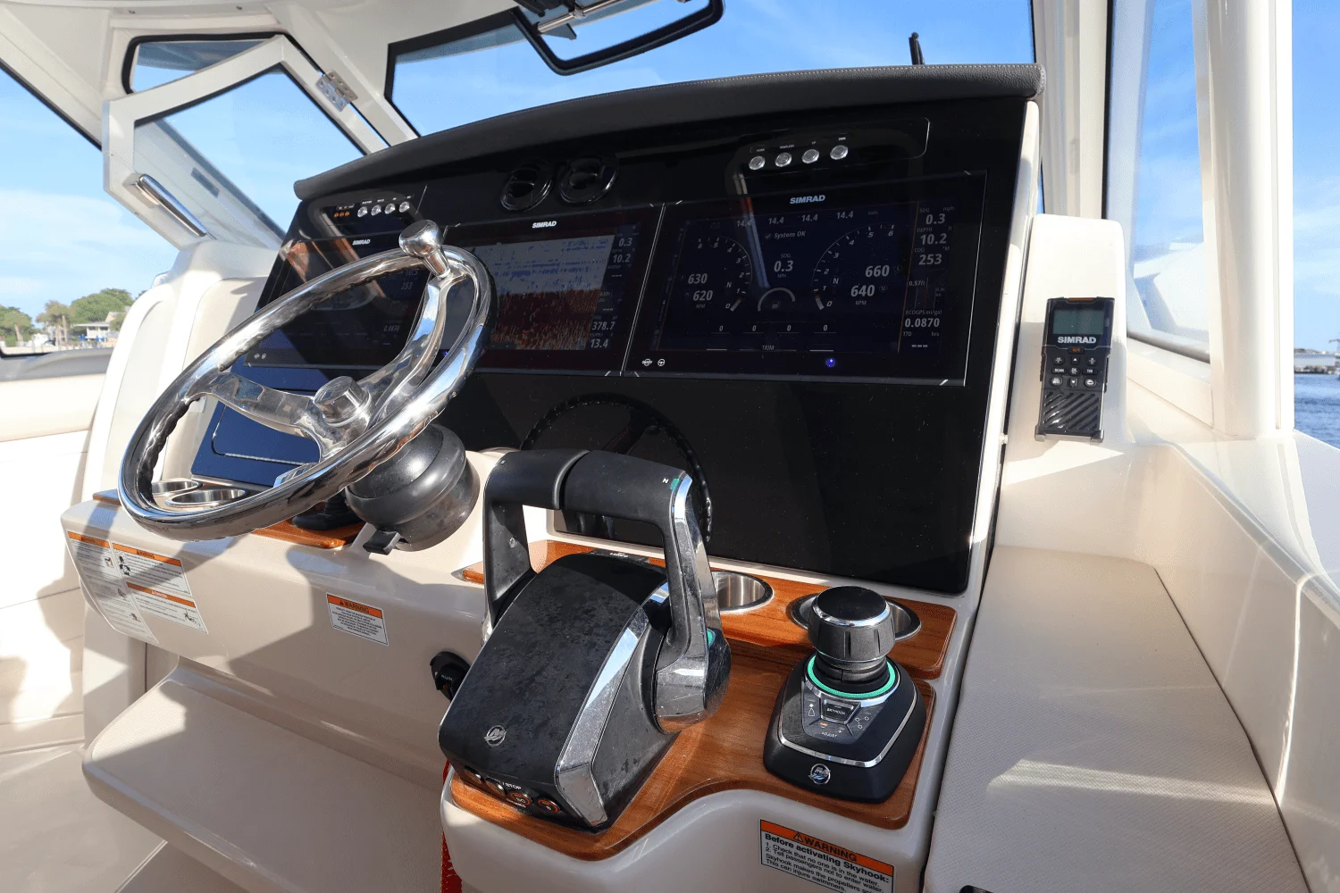 2025 Boston Whaler 380 Realm Image Thumbnail #40