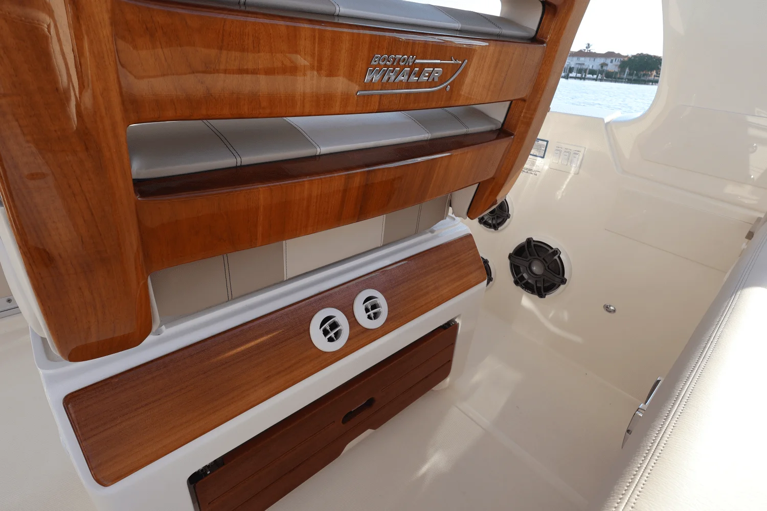 2025 Boston Whaler 380 Realm Image Thumbnail #43