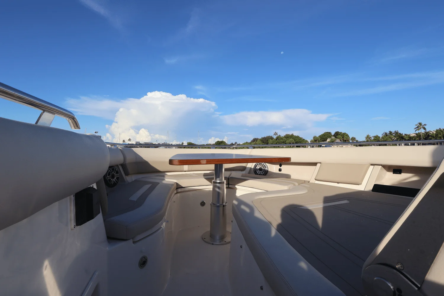 2025 Boston Whaler 380 Realm Image Thumbnail #21