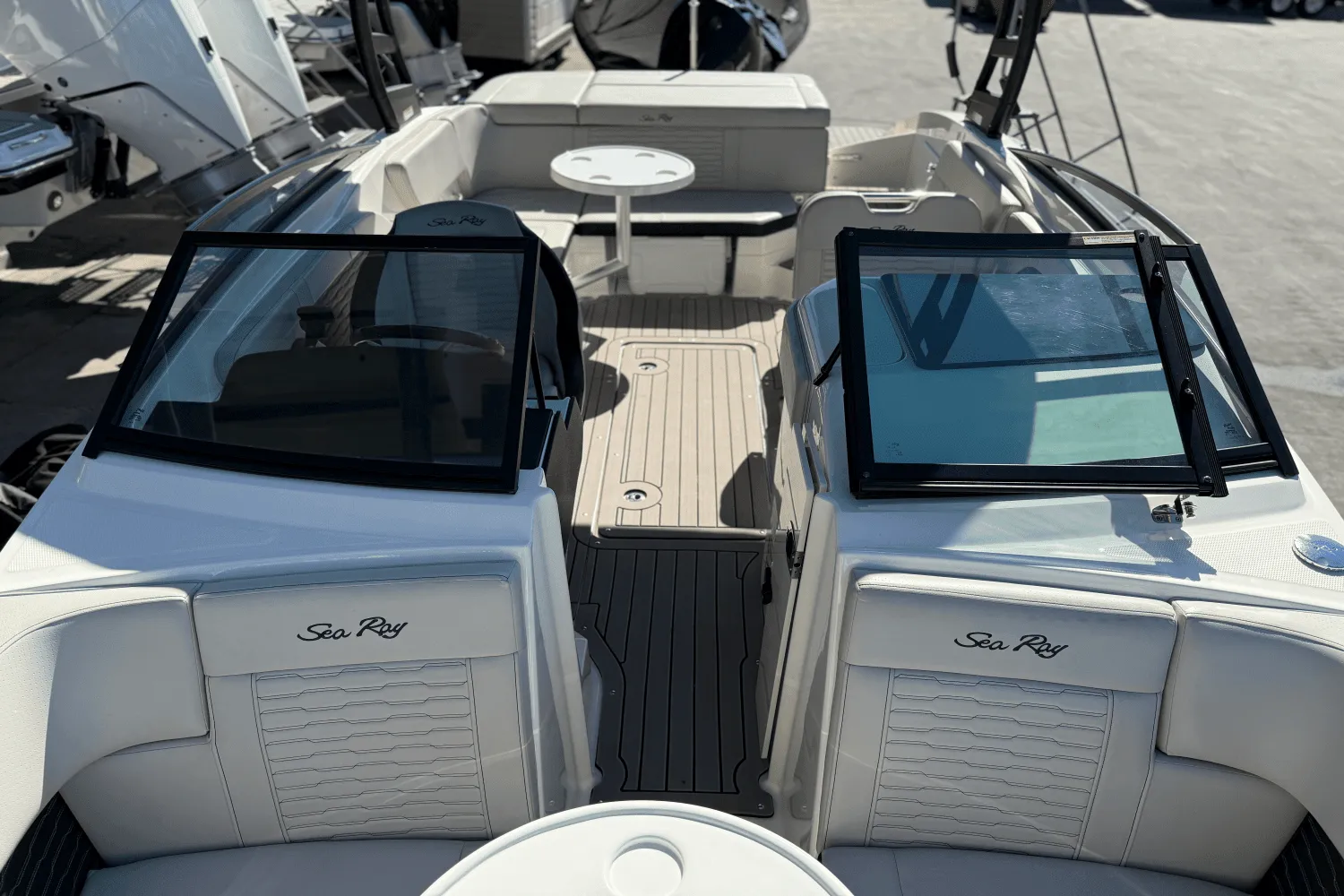 2022 Sea Ray SPX 230 OB Image Thumbnail #43