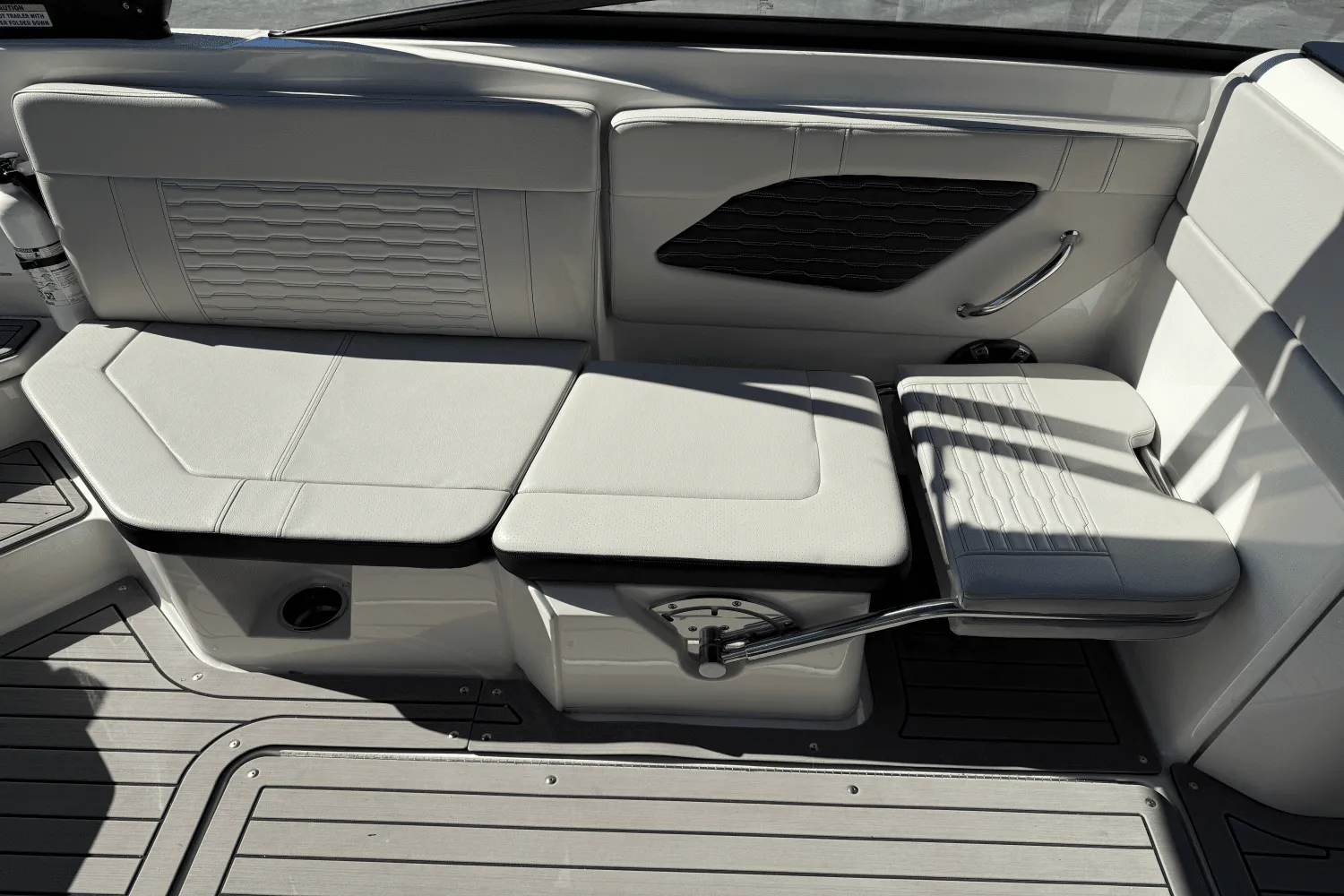 2022 Sea Ray SPX 230 OB Image Thumbnail #25