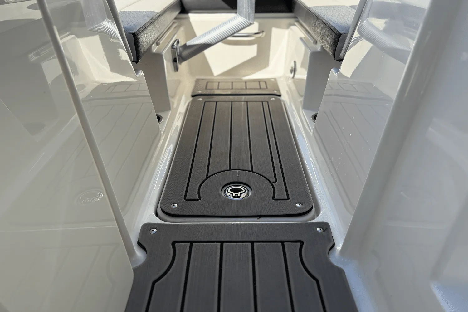 2022 Sea Ray SPX 230 OB Image Thumbnail #46
