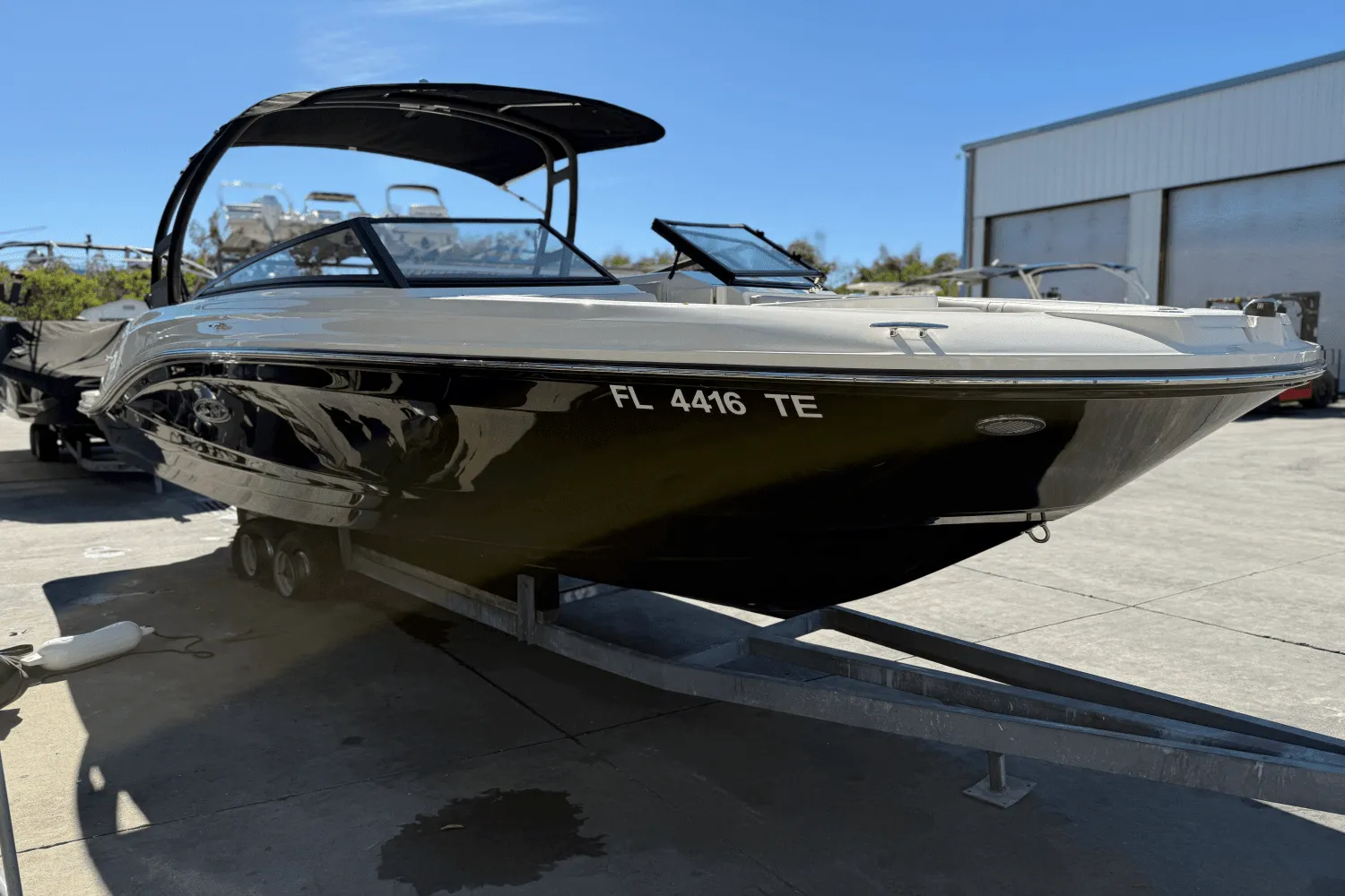 2022 Sea Ray SPX 230 OB Image Thumbnail #2