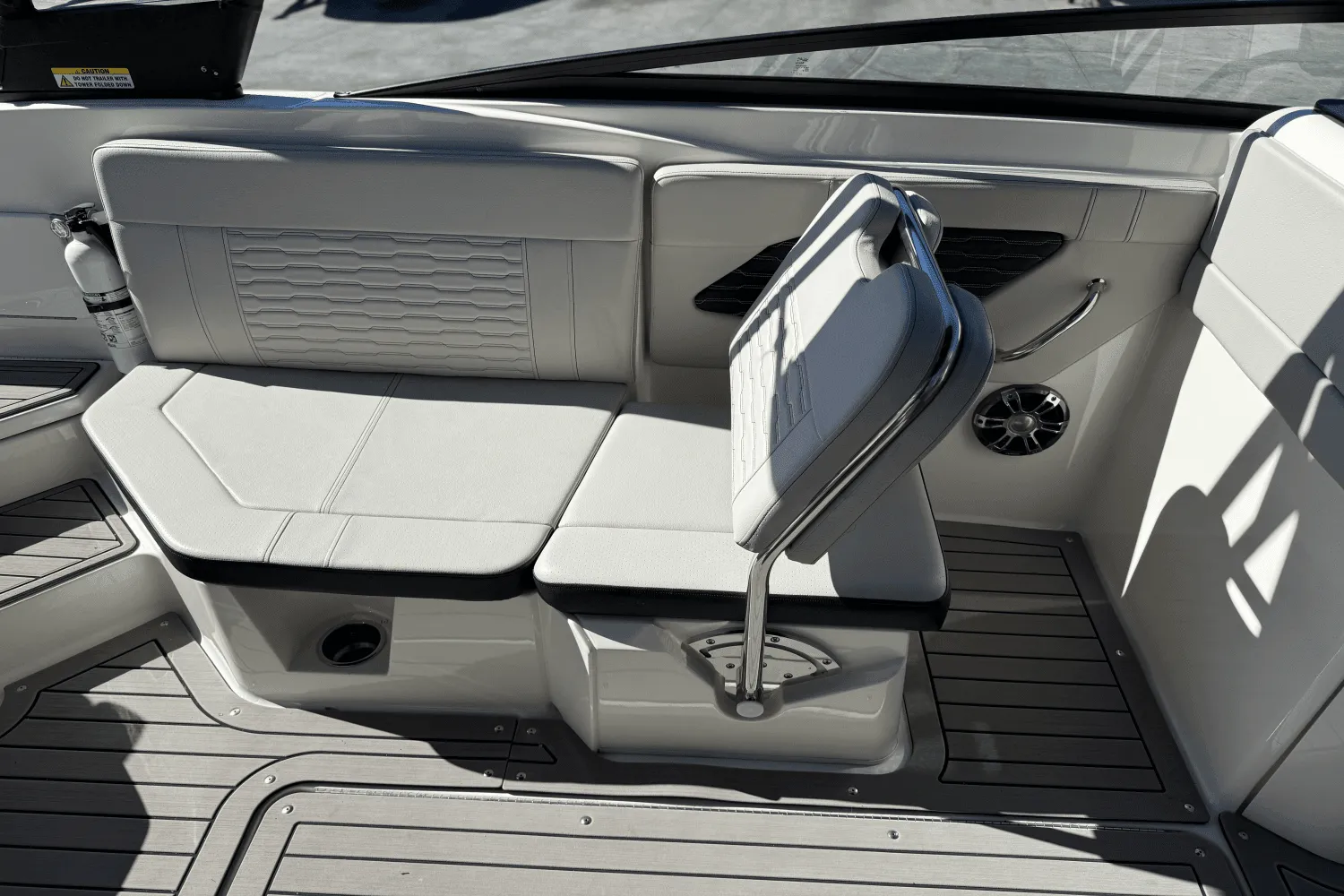 2022 Sea Ray SPX 230 OB Image Thumbnail #24