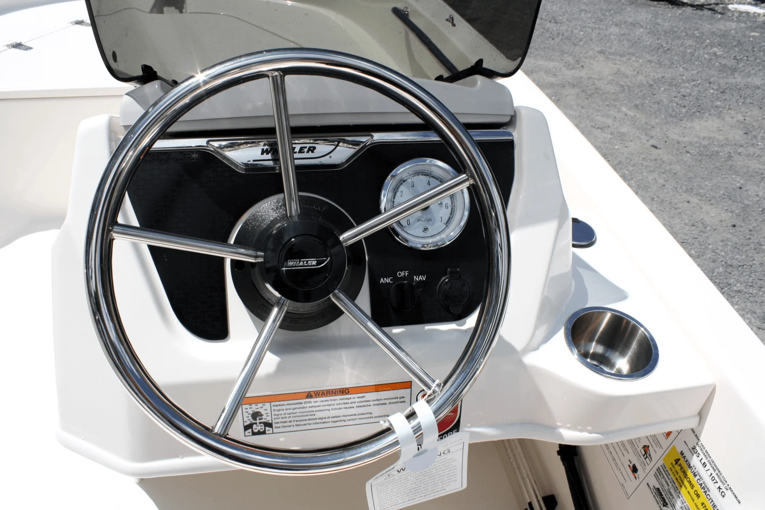 2025 Boston Whaler 130 Super Sport Image Thumbnail #15