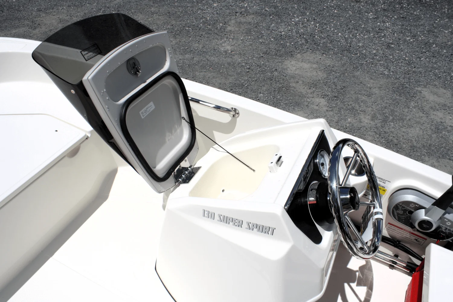 2025 Boston Whaler 130 Super Sport Image Thumbnail #21